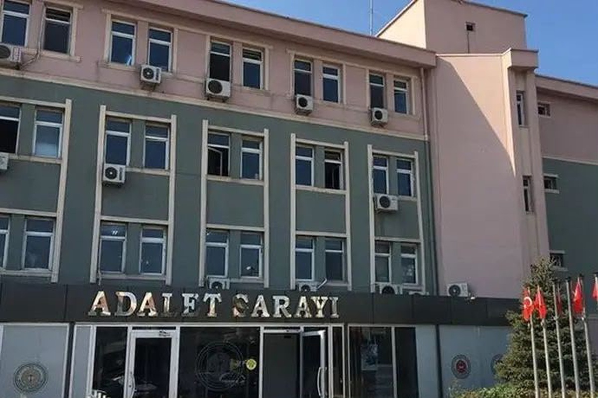 Bandırma merkezli rüşvet ve kişisel veri operasyonunda 15 şüpheliden 7'si tutuklandı