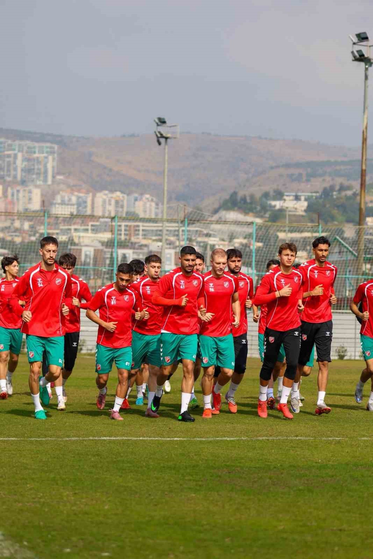Karşıyaka yarın Boluspor ile karşılaşıyor