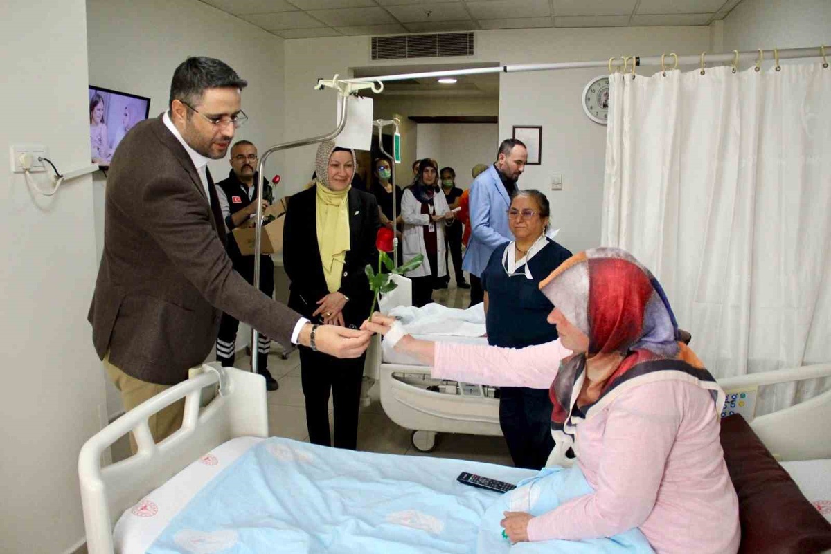 Kayseri Devlet Hastanesi'nde Hasta Hakları Günü için farkındalık etkinliği düzenlendi