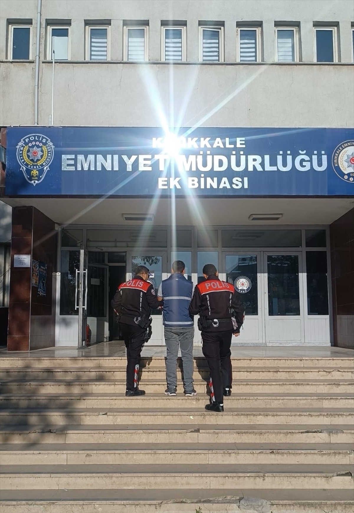 Kırıkkale'de 1 yıl 6 ay kesinleşmiş hapis cezası olan firari yakalandı