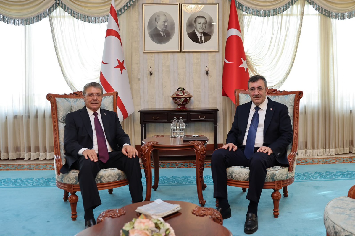 KKTC Başbakanı Üstel, Yılmaz'la yaklaşık 30 milyar TL'lik anlaşma hazırlığını görüştü
