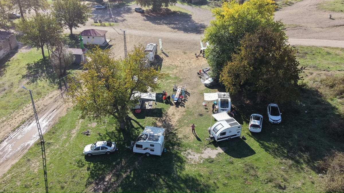 Niğde'den Pozantı'da Sonbahar Kampı
