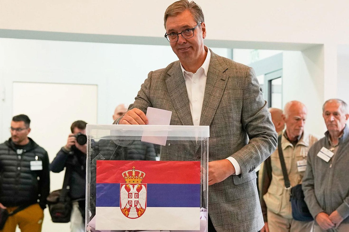 Sırbistan’da 14 yıllık Vucic iktidarı son buldu: Yenilgiyi kabul etti
