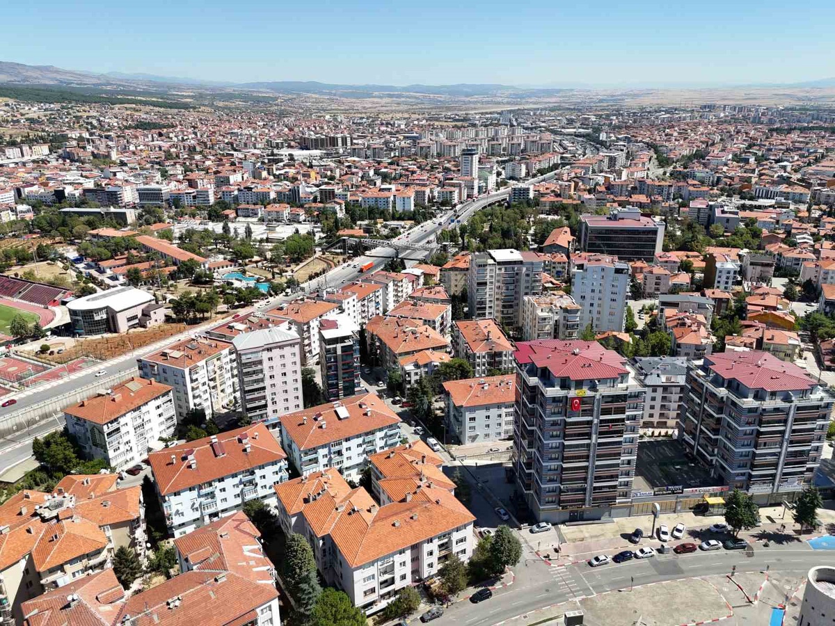 TÜİK verilerine göre Uşak'ta konut satışları Eylül'de 52 artarak 770'e yükseldi