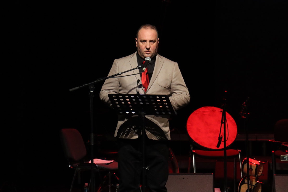 Üsküp'teki 'Bir söz, bir nefes' konserine Büyükelçi Alper Aktaş da katıldı