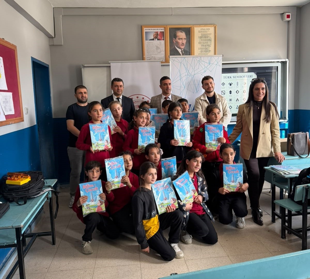 Van Saray'da öğrenciler VR gözlüklerle bilim ve teknolojiyi deneyimledi