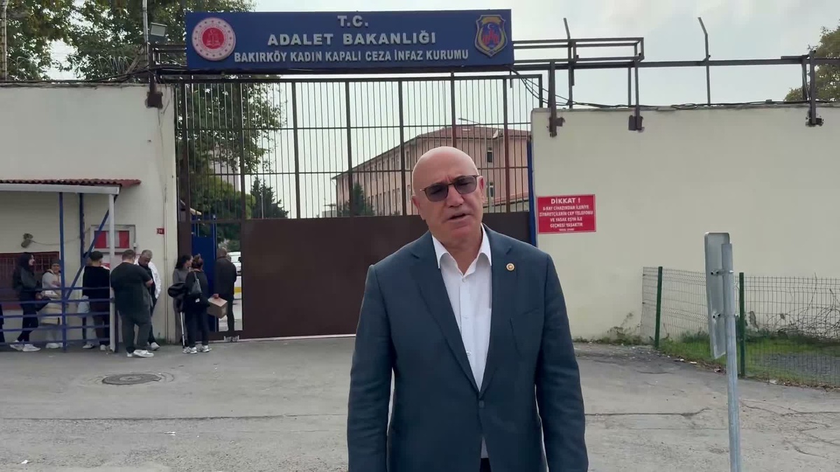 YENİ Partili Tanal, Bakırköy Kadın Cezaevi'ndeki öğrencilere tahliye çağrısı yaptı