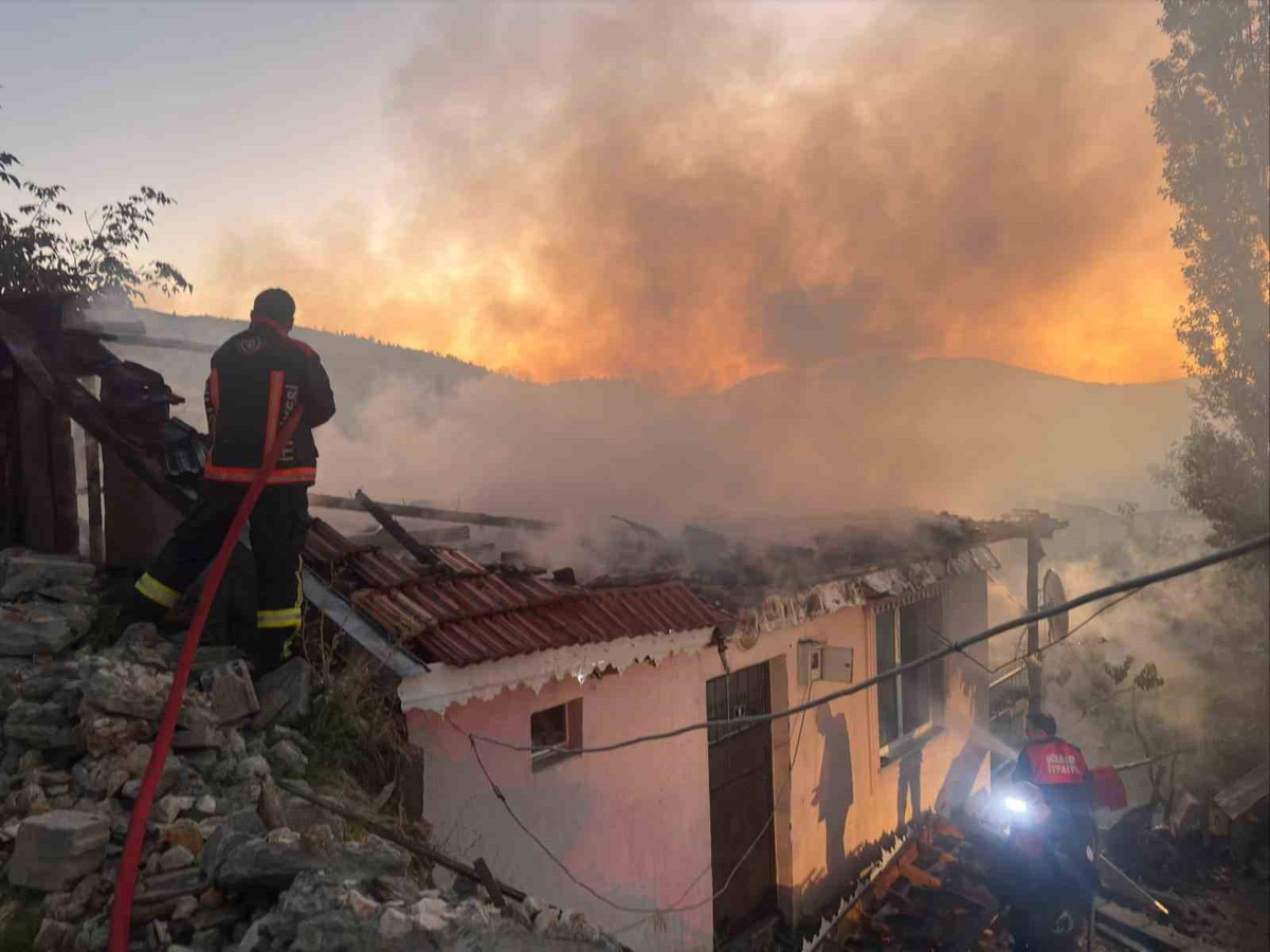 Adıyaman Gölbaşı'nda ev ve motosikleti ateşe verdiği iddia edilen şahıs tutuklandı