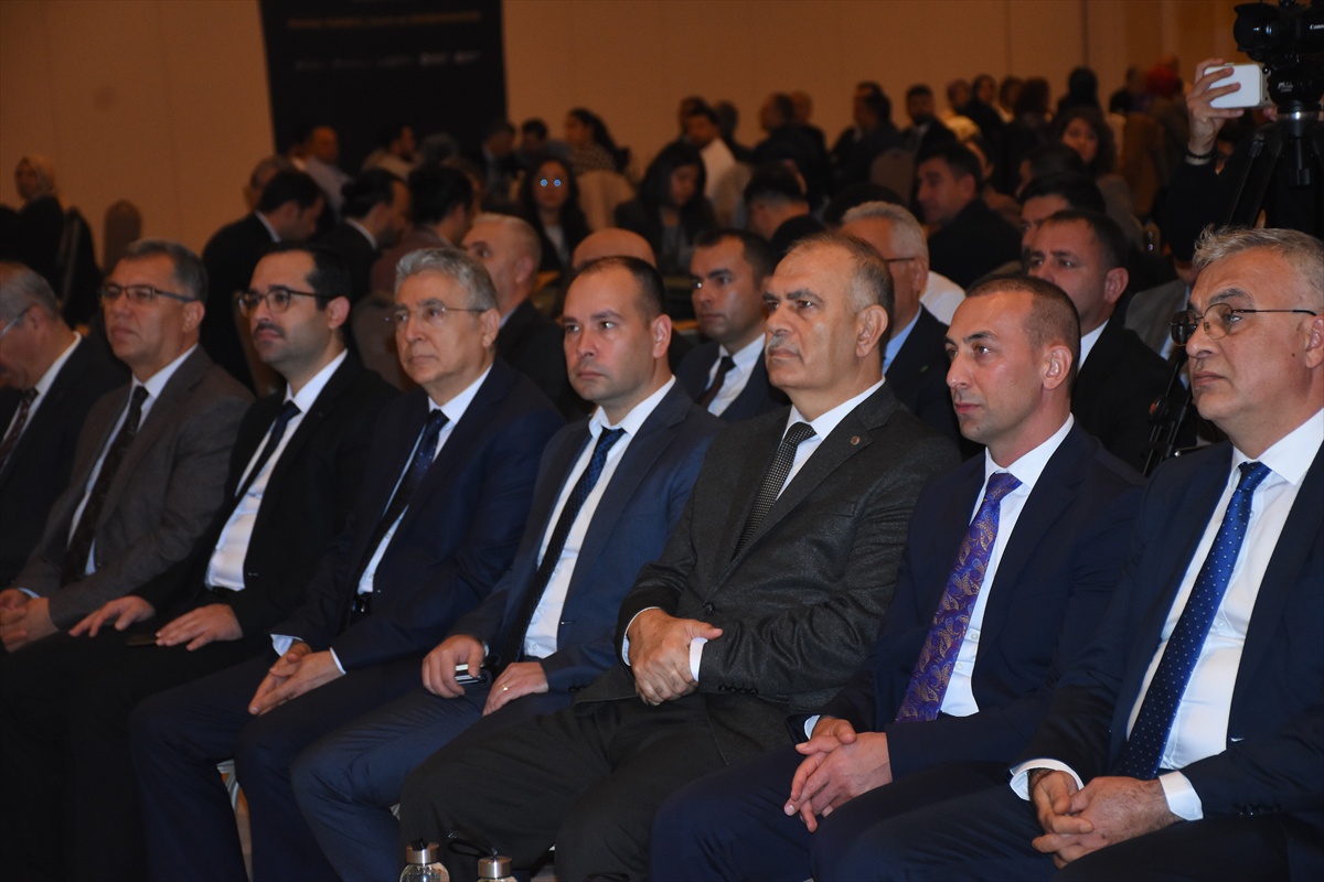 Afyonkarahisar'da Sıfır Atık Çalıştayı 131 kurumdan 352 katılımcıyla yapıldı