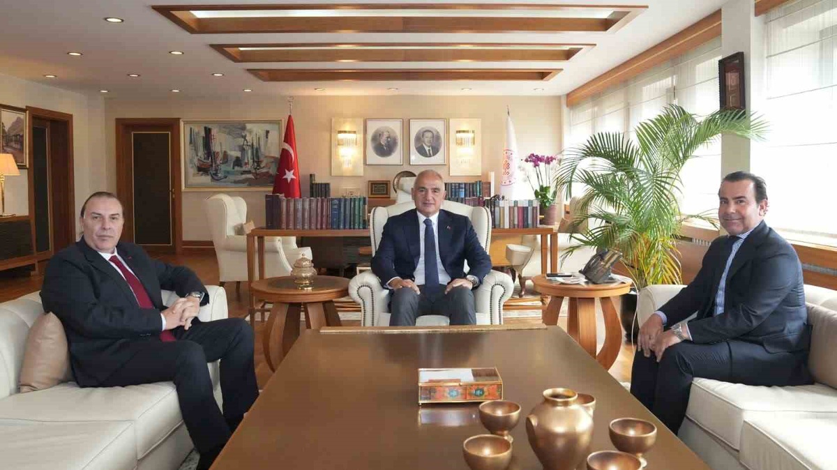 Bakan Ersoy, Opera ve Bale Genel Müdürü Can Atilla ile çalışmaları değerlendirdi