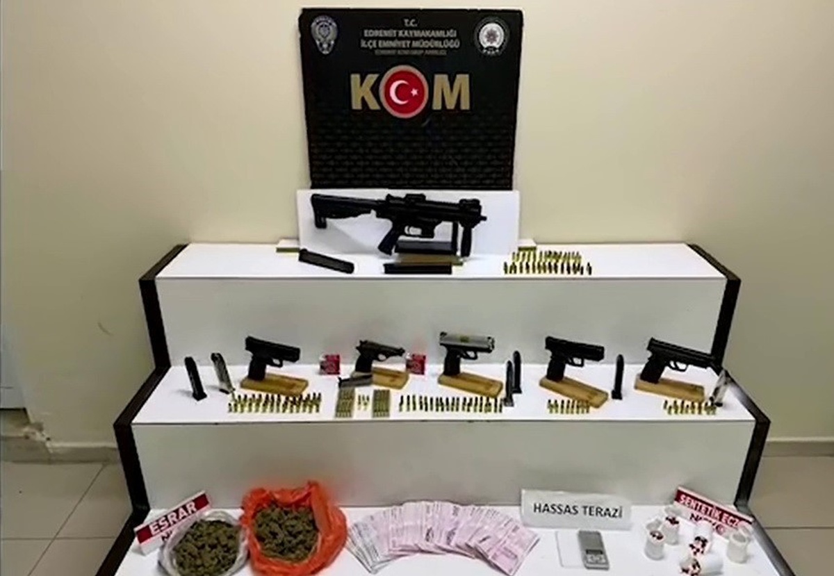 Balıkesir Edremit'te silahlı saldırılarda 1 ölü 3 yaralı, 13 şüpheli tutuklandı