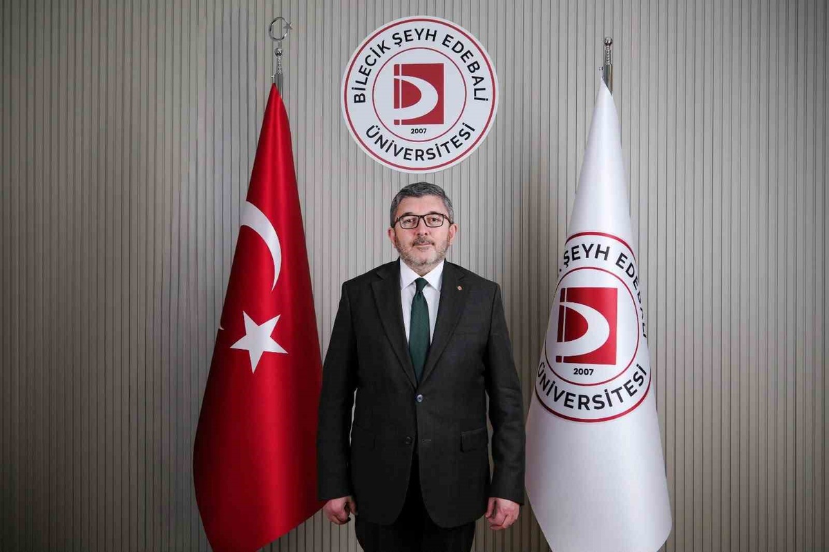 BŞEÜ'de ders dışı başarılar 2026-2027'den itibaren sosyal transkriptle belgelenecek