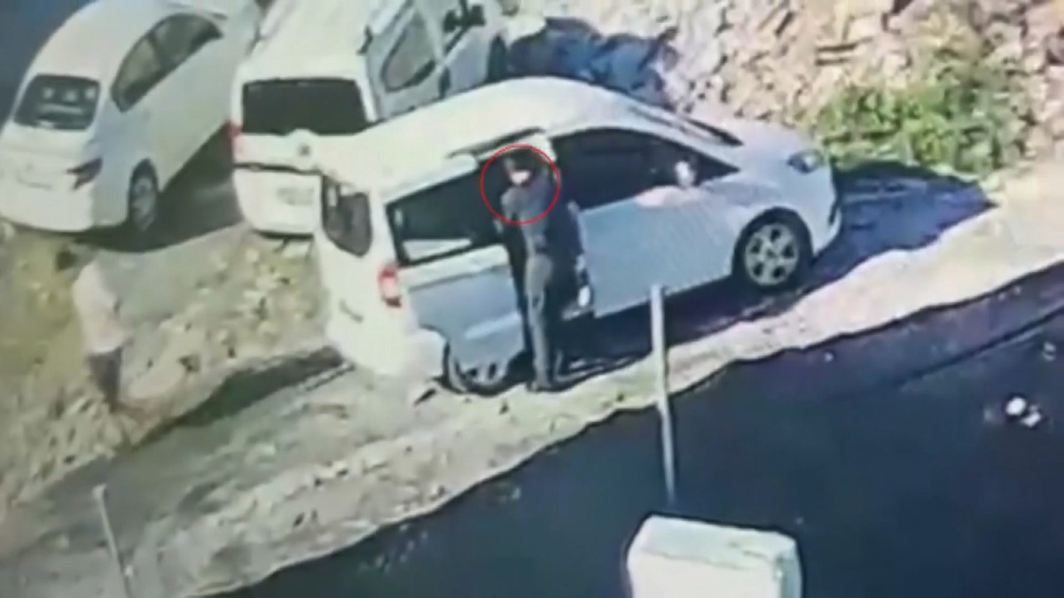 Büyükçekmece'deki çifte cinayette yeni detay! Şüpheli çöp toplayıcı kılığına girip kaçmaya çalışmış