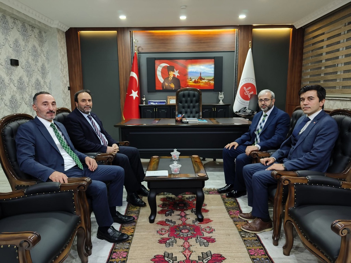 Diyanet heyeti, Ağrı İl Müftüsü Dr. İhsan İlhan'ı makamında ziyaret etti