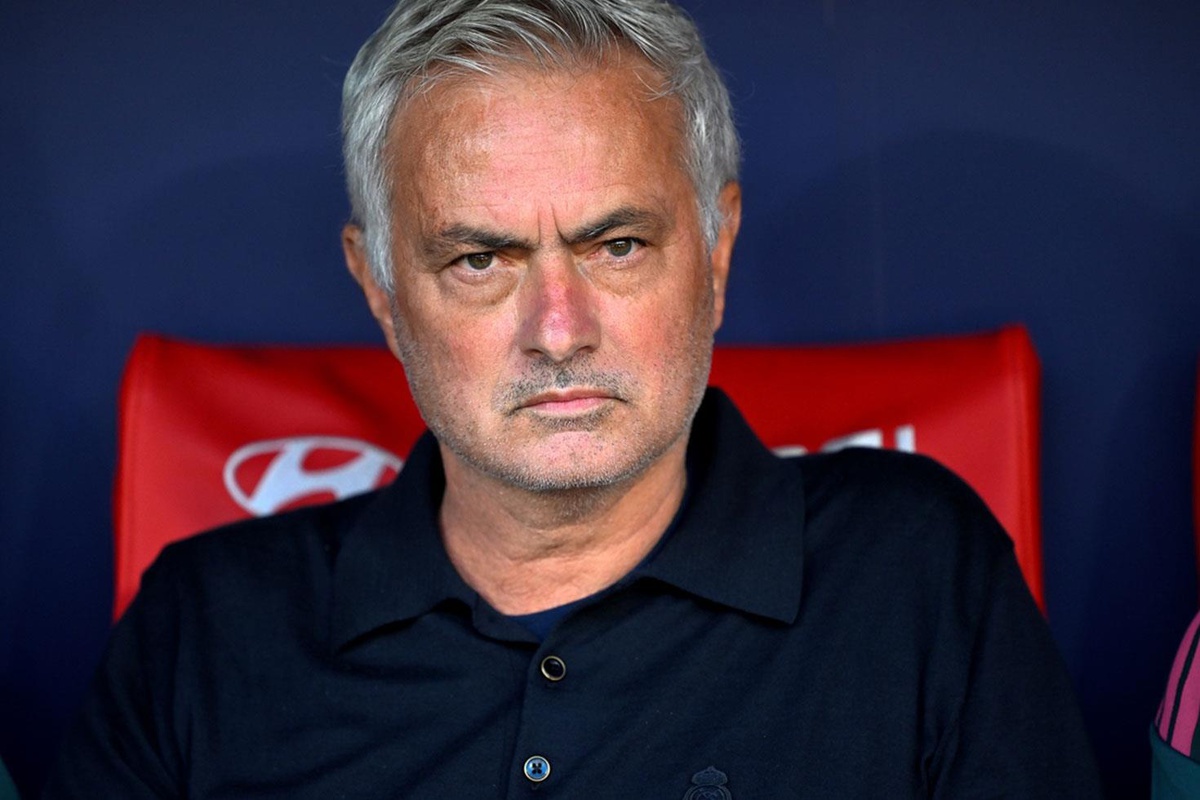 Fenerbahçe'nin yenilgisiyle Mourinho da nasibini aldı
