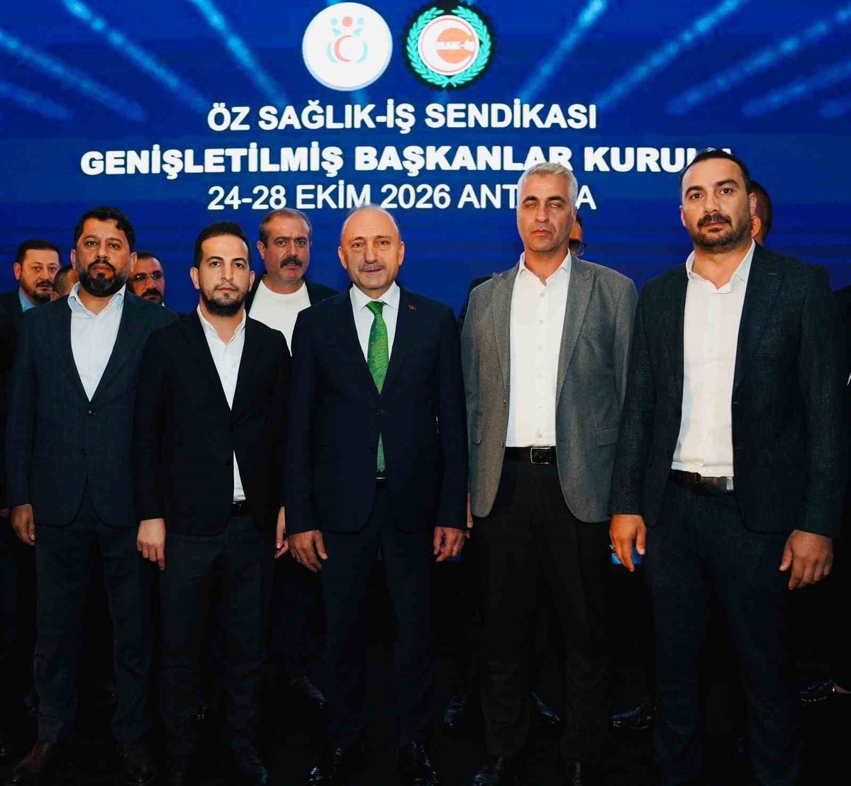 HAK-İŞ Diyarbakır İl Başkanı Aküzüm panelde emekçilerin sorunlarını değerlendirdi