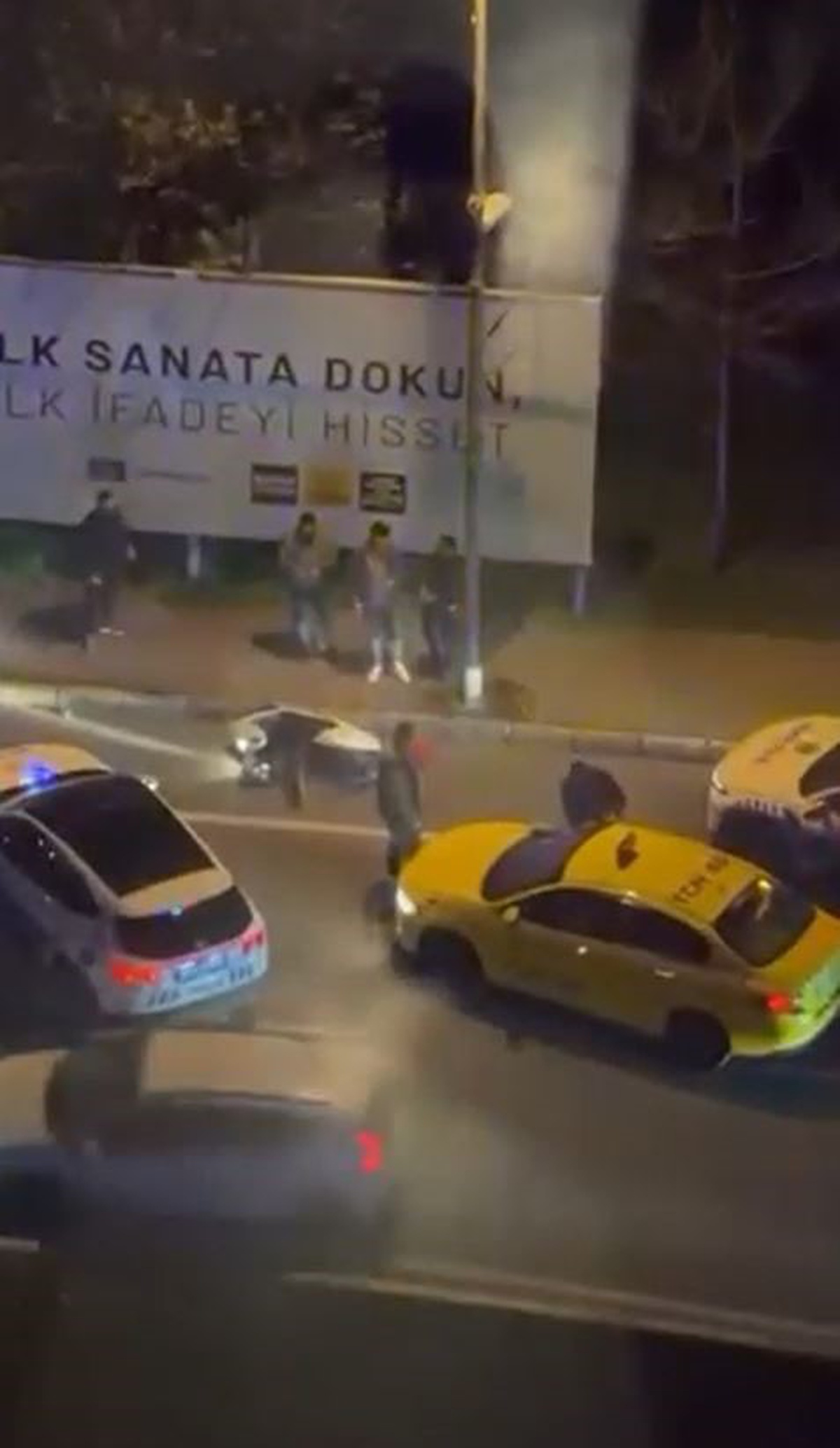 İstanbul Esenyurt'ta kaçan motosikletliyi polis havaya ateş açarak yakaladı