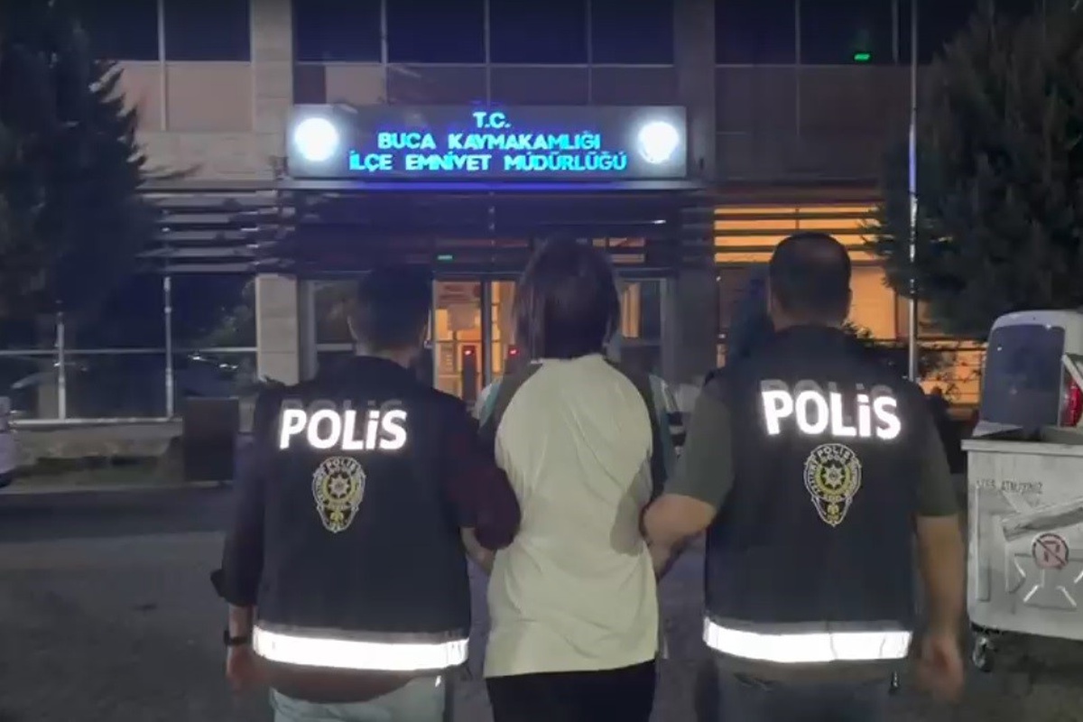 İzmir Buca'da uyuşturucu ticaretinden 12 yıl 6 ay cezası olan şüpheli yakalandı