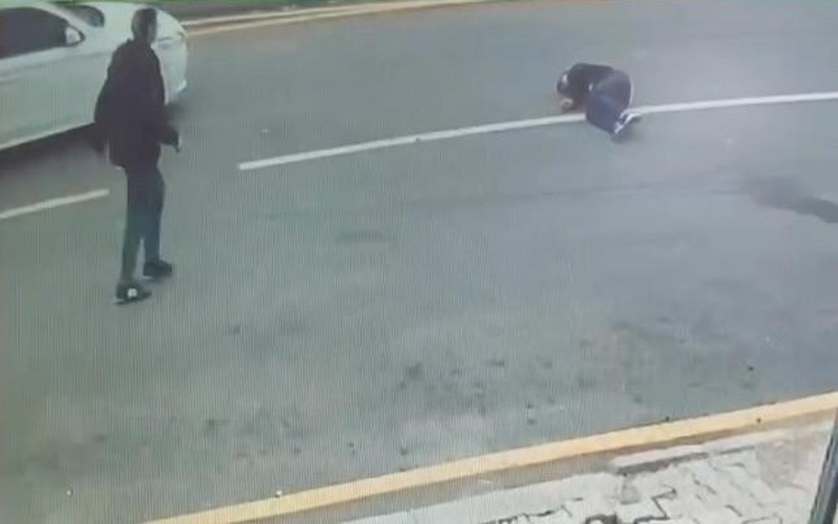 Kahta'da otomobilin çarptığı 13 yaşındaki öğrenci yaralandı, motosikletli durmadı