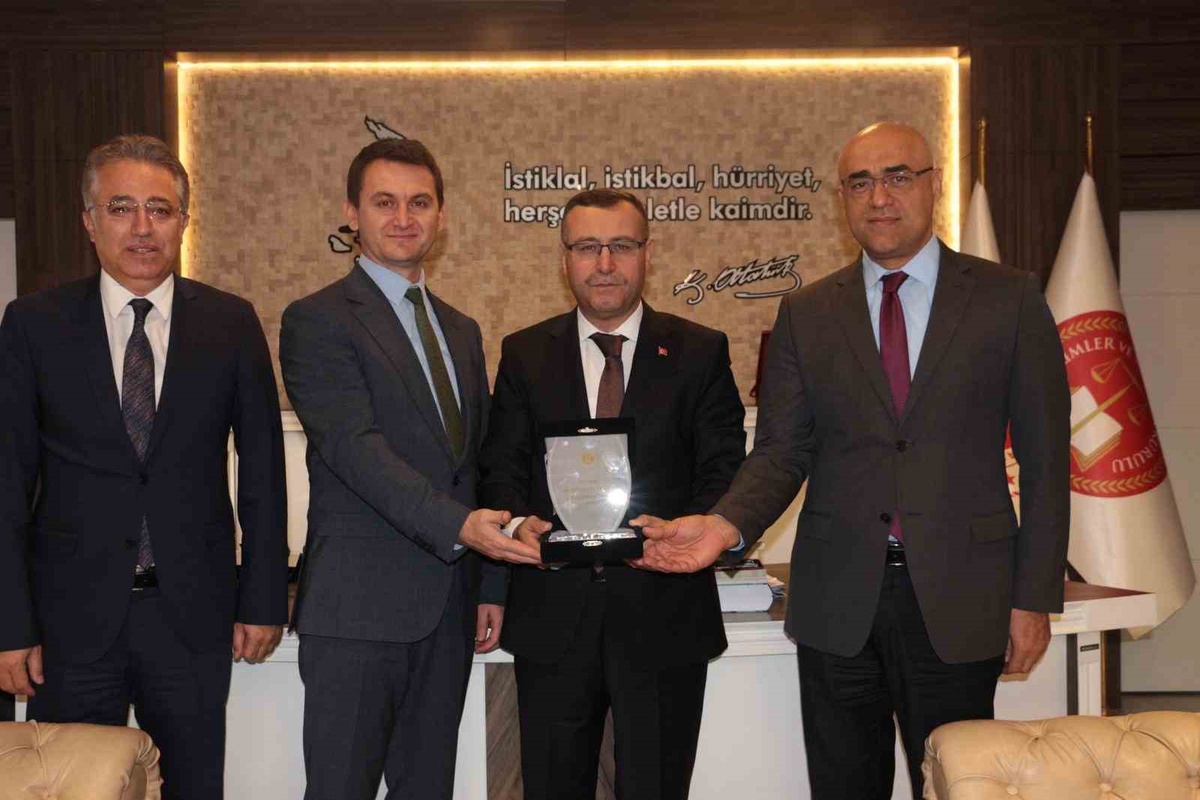 Kayseri Cumhuriyet Başsavcılığı 2025'te uzlaştırma ödülüne layık görüldü