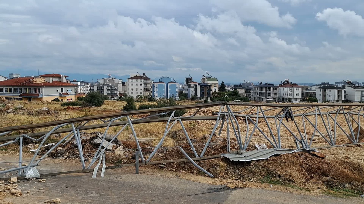 Kepez'de hortumda hayatını kaybeden 4 işçiyle ilgili 4 kişi gözaltına alındı
