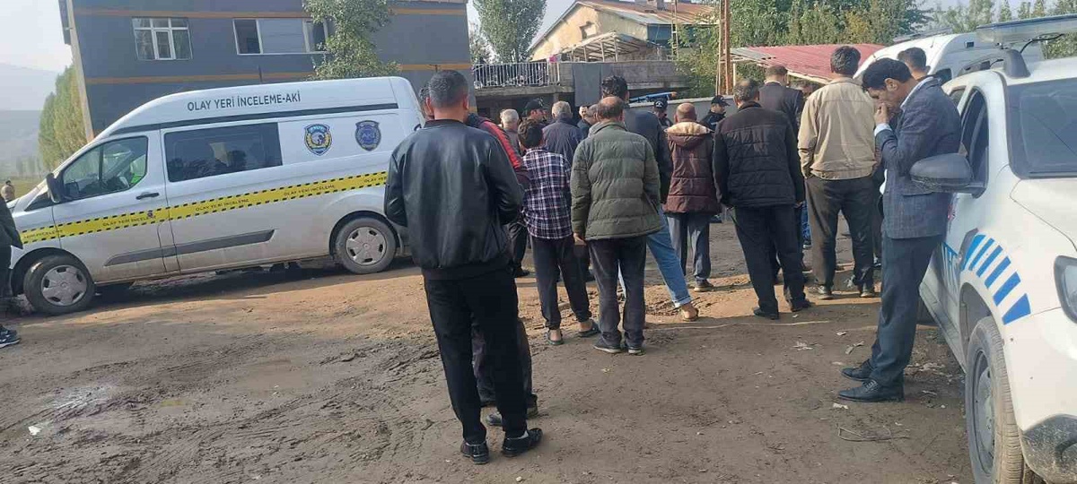 Muş Hasköy'de toprak kavgasında 4 kişiyi yaralayan şahıs kendini vurup öldü
