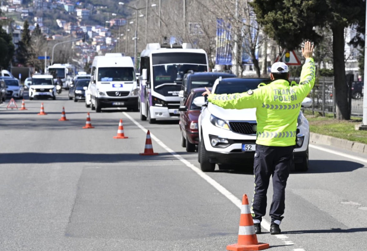 Ordu'da bir haftalık denetimde 19 bin 527 araç kontrol edildi