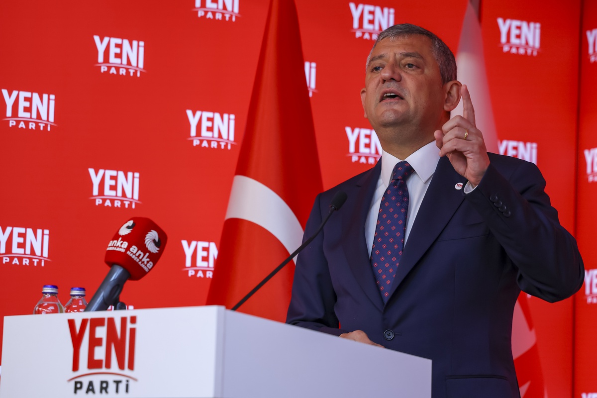 Özgür Özel: Bu krizin mağduru artık 86 milyondur