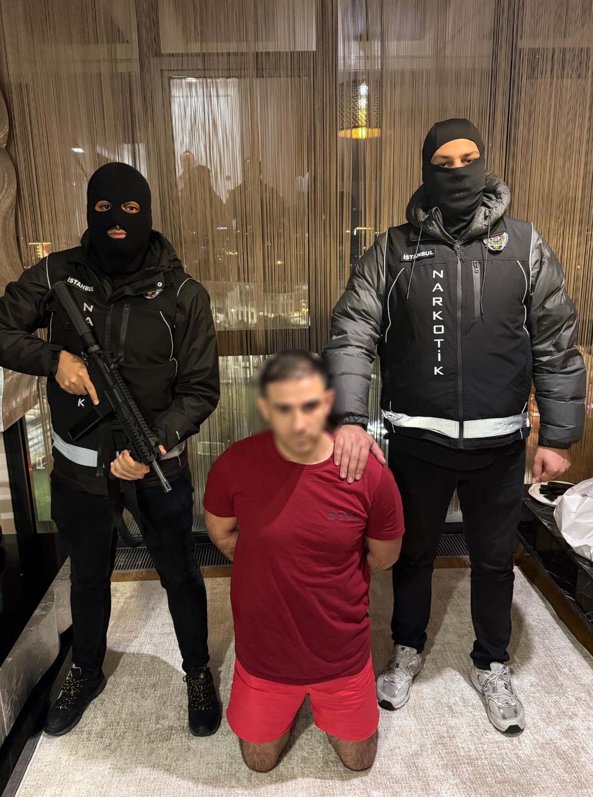 Belçika'nın aradığı kokain şebekesi yöneticisi Zeytinburnu'nda yakalandı! 2 ton kokain bakır tozuna gizlenmiş