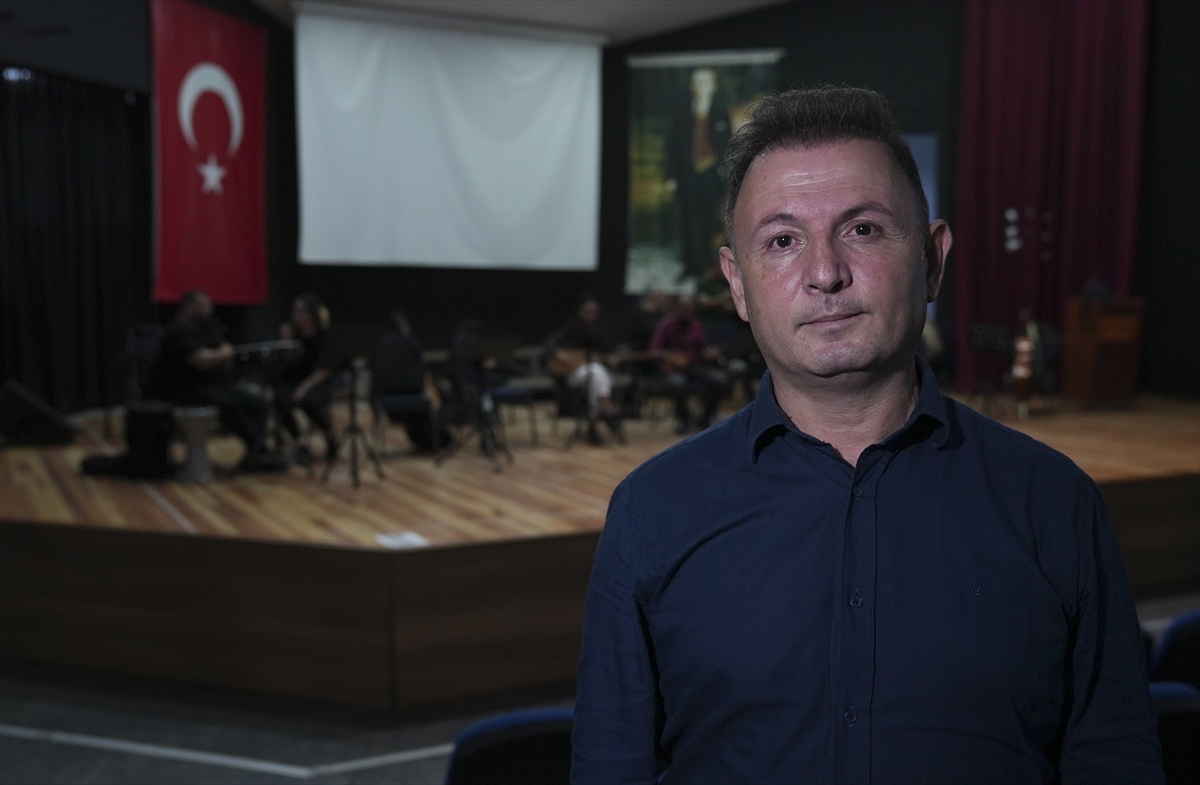 Buca Orkestrası ve Korosu ilk konserini Cumhuriyet'in 103. yılı kutlamalarında veriyor