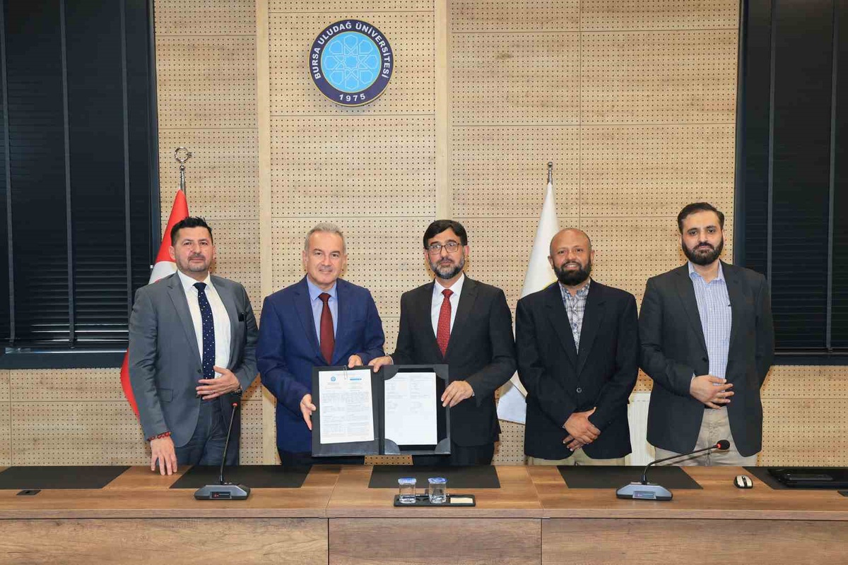 BUÜ, Pakistanlı IMSciences ile öğrenci değişimini de kapsayan protokol imzaladı