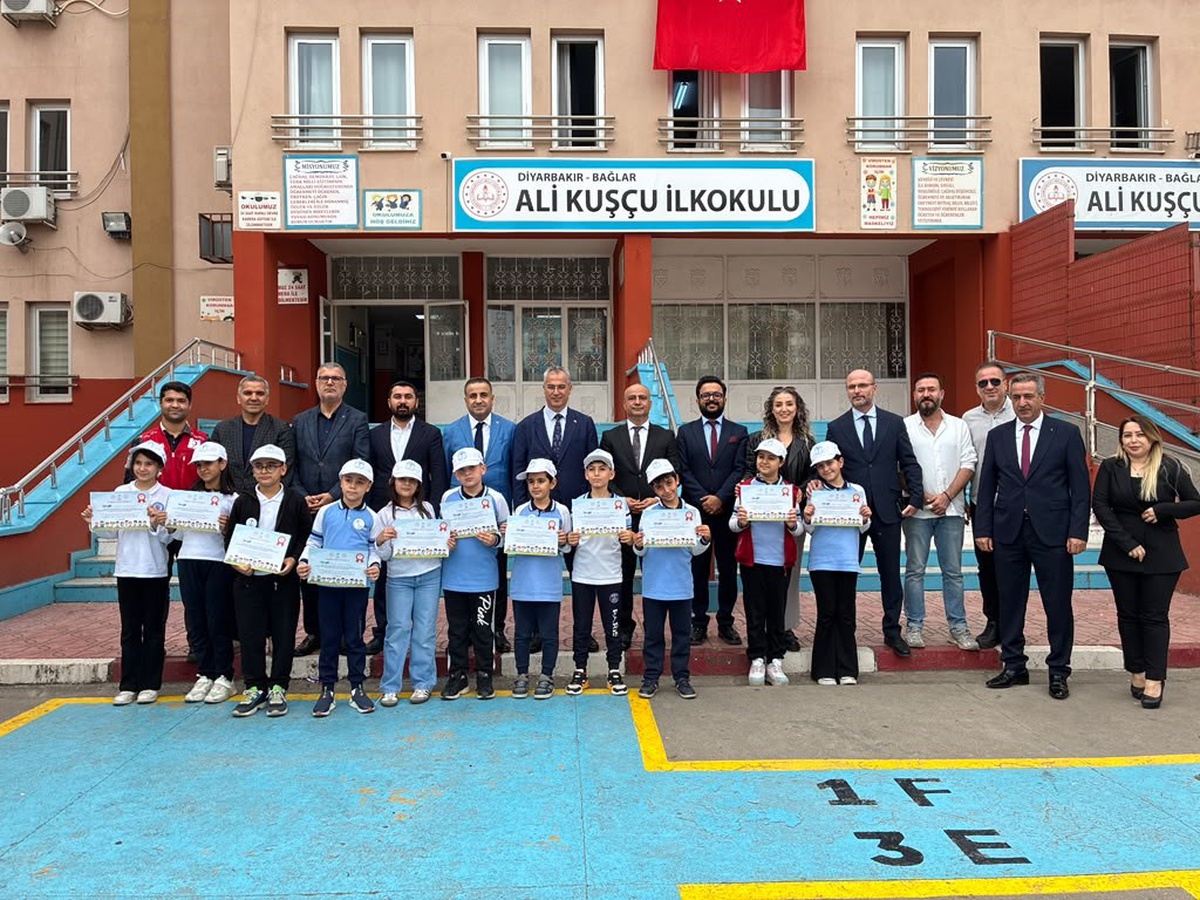 Diyarbakır'da Sağlıklı Çocuk Sağlıklı Gelecek ile 14 bin öğrenciye erişildi