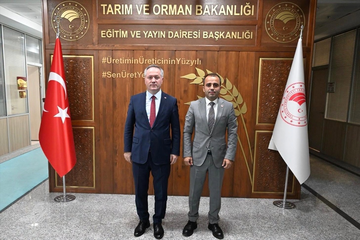 Edirne Valisi Sezer, Baro Başkanı Yıldırım ve yönetim kurulunu kabul etti