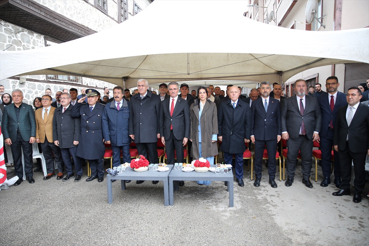 Erzurum'da bağımlılıkla mücadele için Liman Ayık Yaşam Derneği hizmet binası açıldı