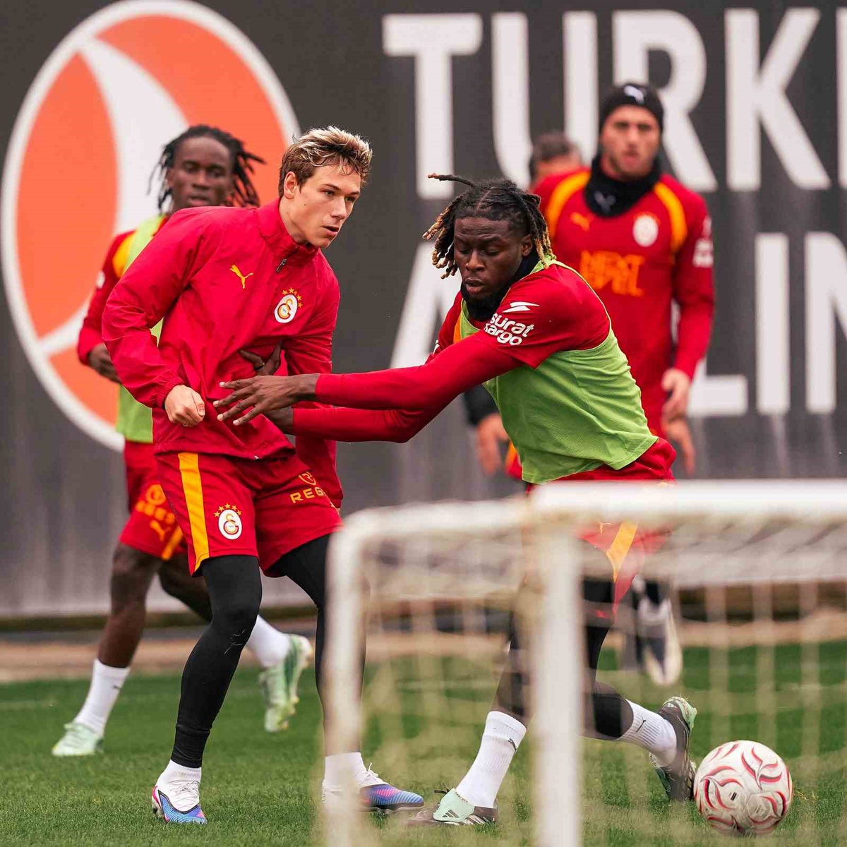 Galatasaray Konyaspor deplasmanı için Kemerburgaz'da antrenmana çıktı