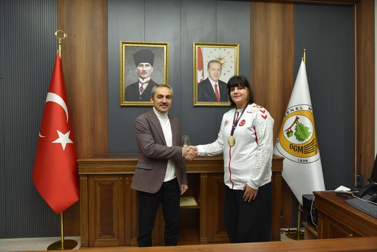 Giresun Orman Bölge Müdürü Yaprak, Avrupa şampiyonu Bulat'ı makamında ağırladı