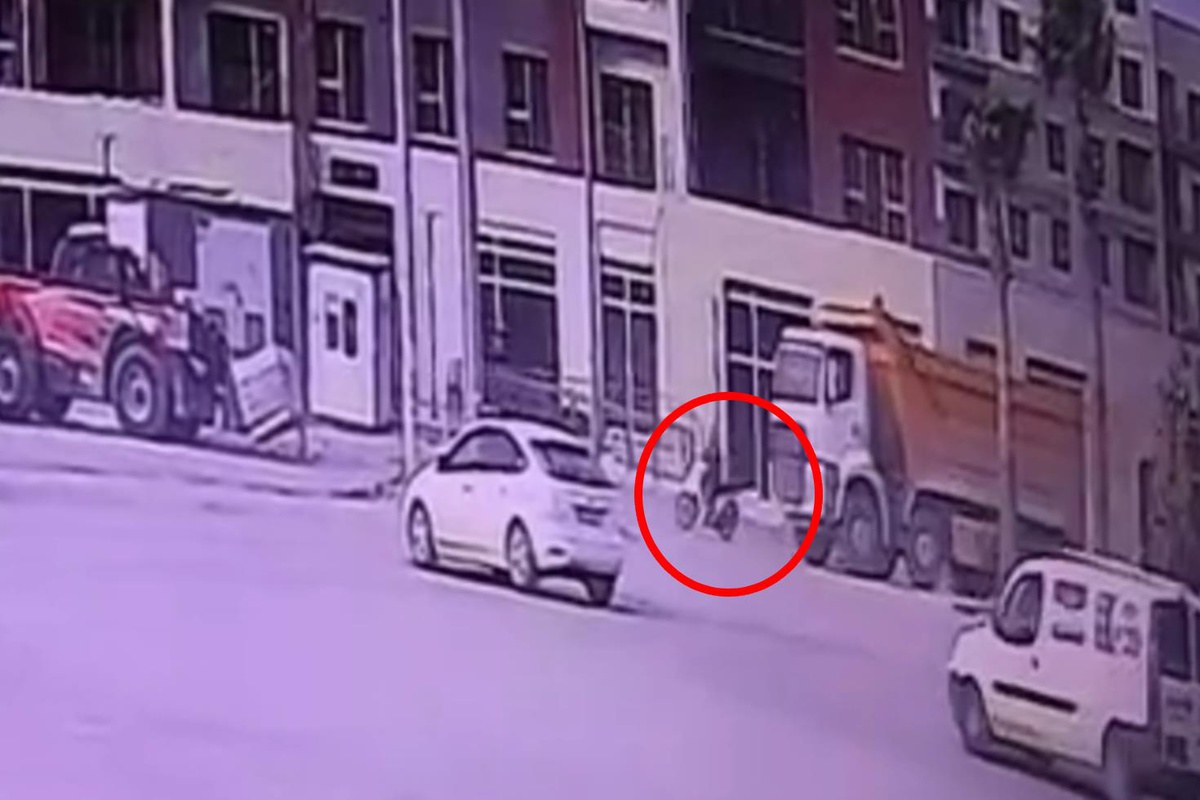 Motosiklet sürücüsünün kahreden sonu! Geriye bu görüntüler kaldı