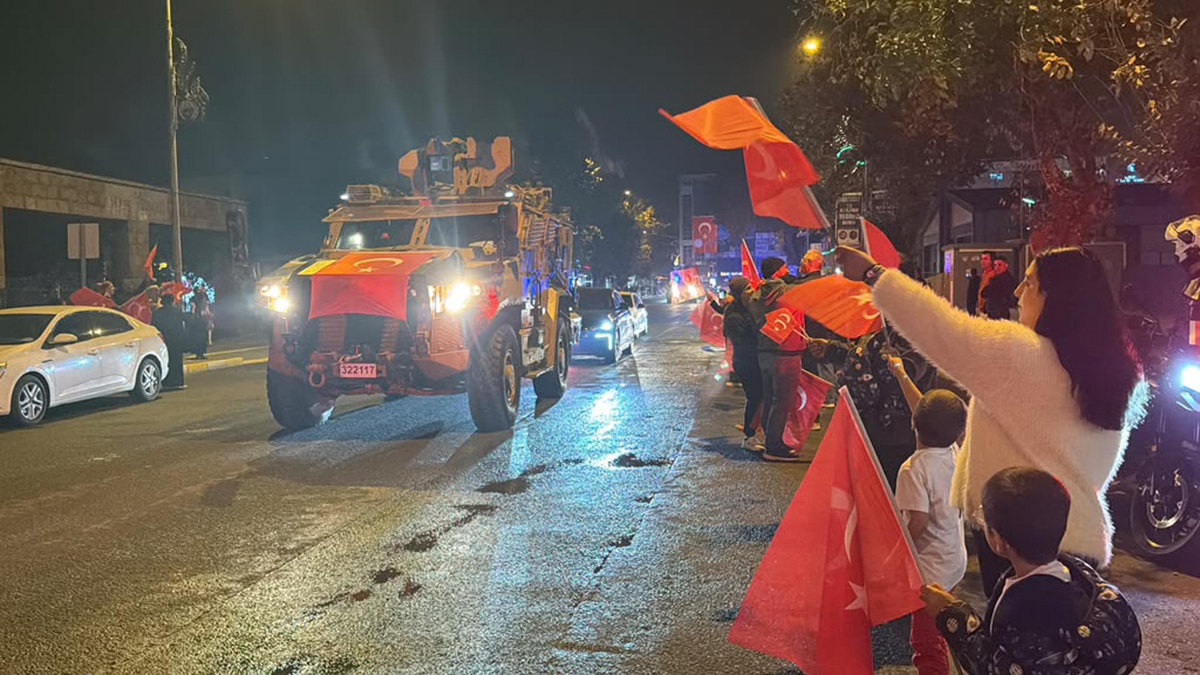 Iğdır'da '103'üncü Yıl 103 araç' sloganıyla Cumhuriyet Bayramı konvoyu düzenlendi