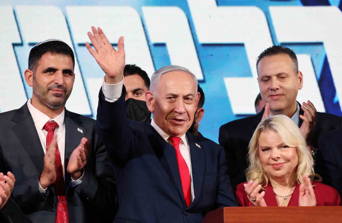 İsrail'de Netanyahu'nun bloğu 55, Eisenkot'un bloğu 49 sandalye elde etti