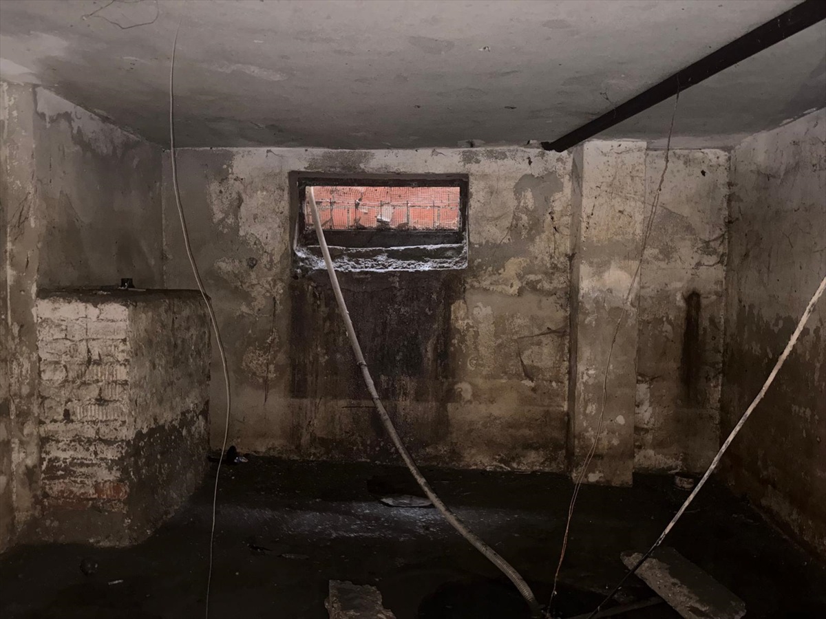 Kadıköy'de 3 mahallede sel riski taşıyan 6 yapının tahliyesi başlatıldı
