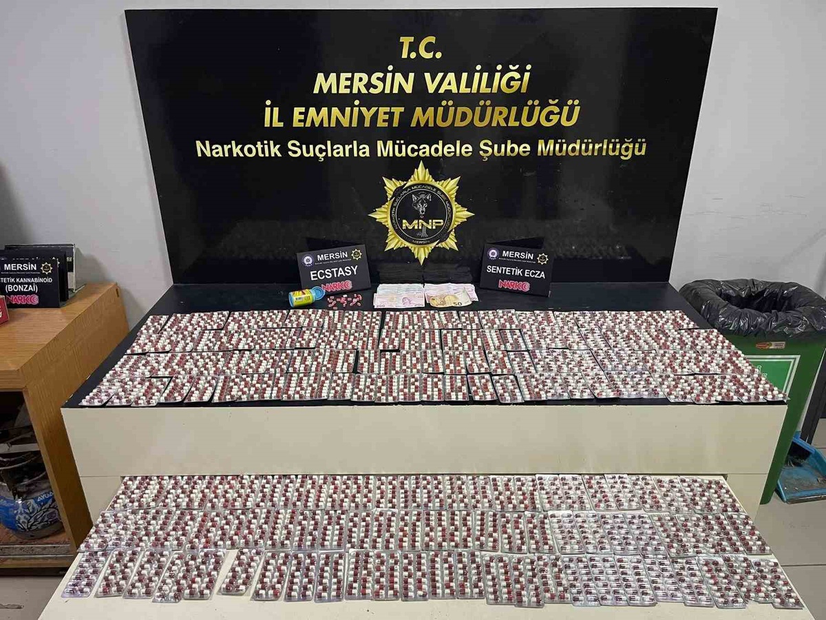 Mersin'de uyuşturucu çalışmasında 8 şüpheliden 7'si tutuklandı