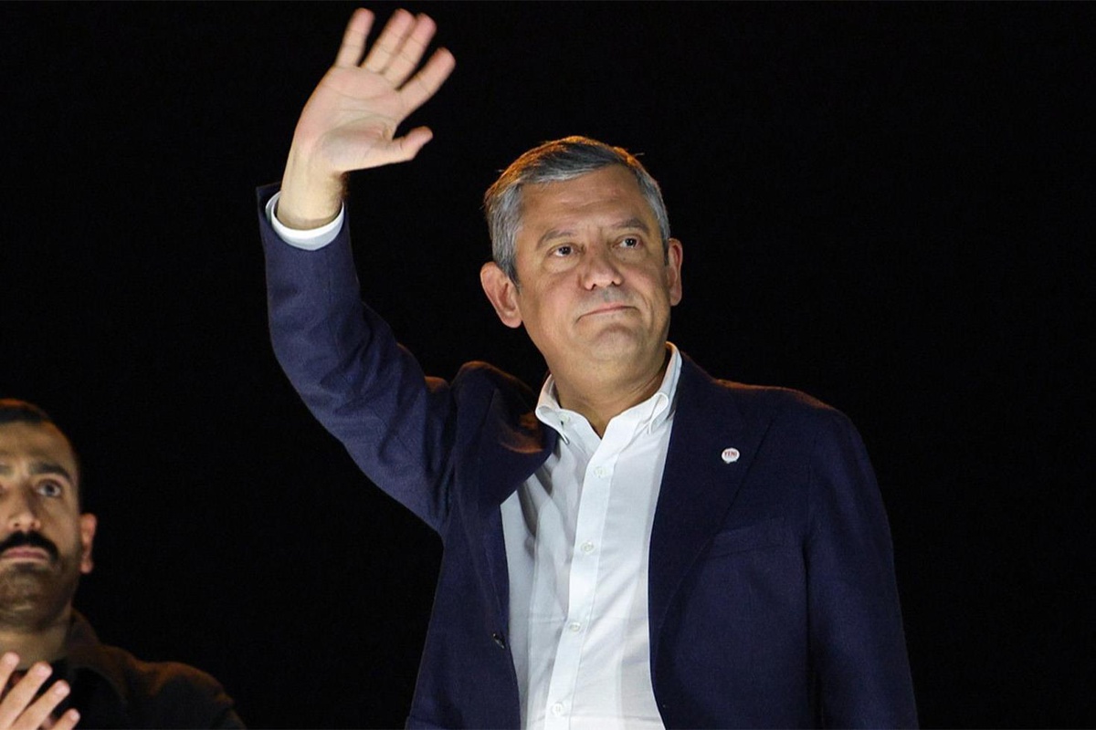Özgür Özel'e İBB için CHP ile iş birliği yapıp yapmayacağı soruldu