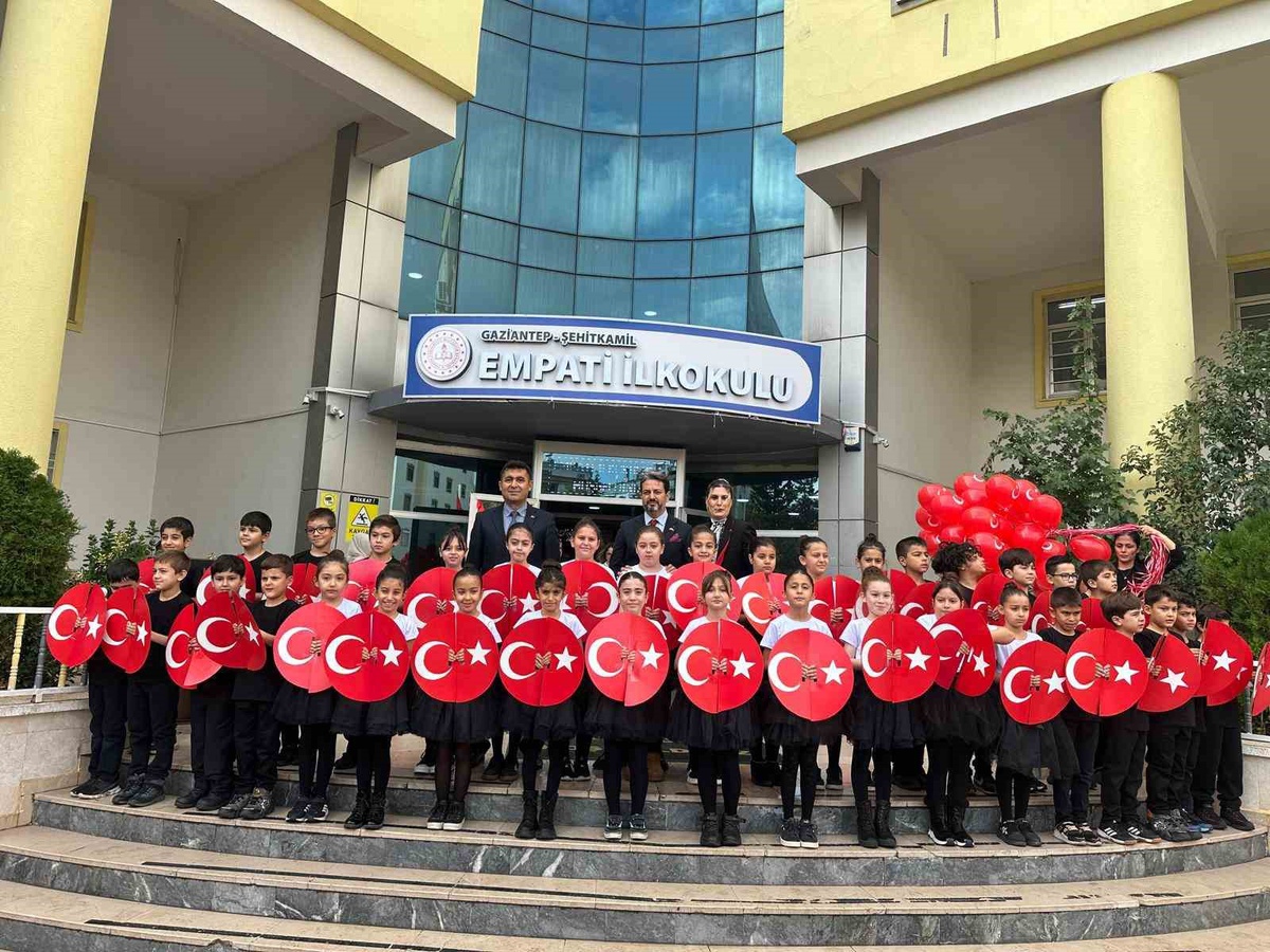 Şehitkamil Empati İlkokulu’nda 29 Ekim coşkusu