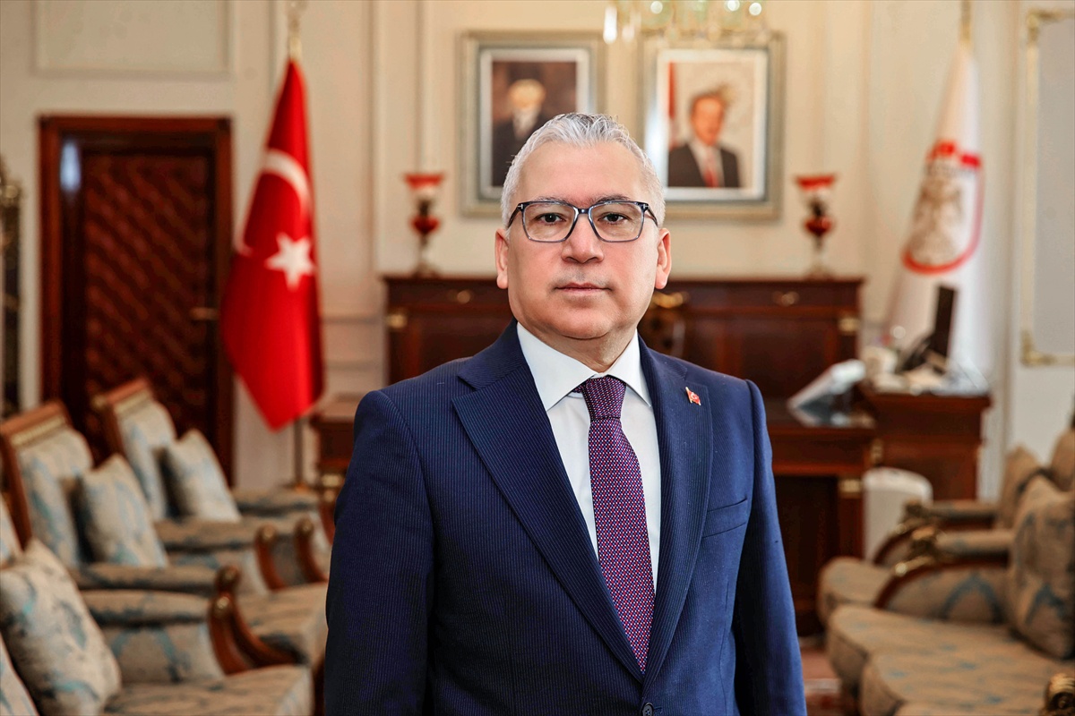 Sivas Valisi Yılmaz Şimşek'ten 29 Ekim Cumhuriyet Bayramı mesajı