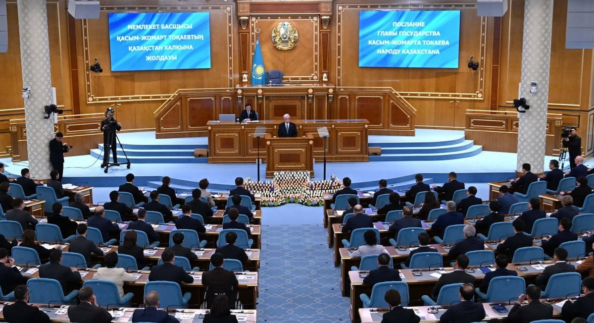 Tokayev, Balkaş Nükleer Santrali inşaatına 2027'de başlanabileceğini söyledi