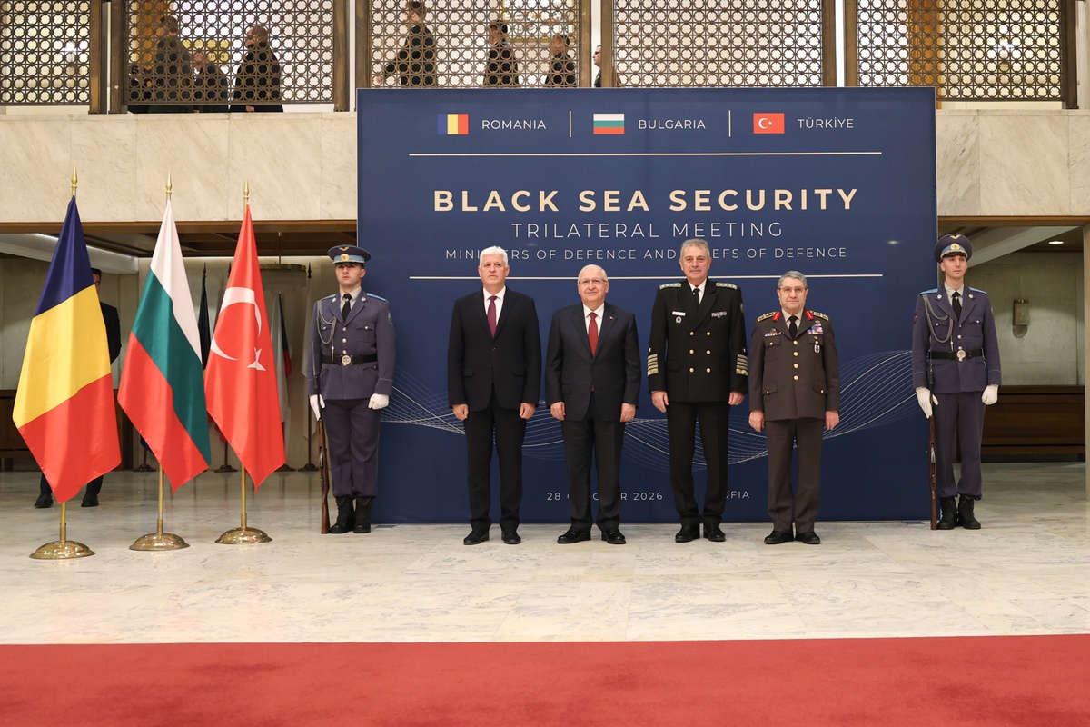 Türkiye, Bulgaristan ve Romanya Karadeniz'de ticari gemilere saldırıları kınadı