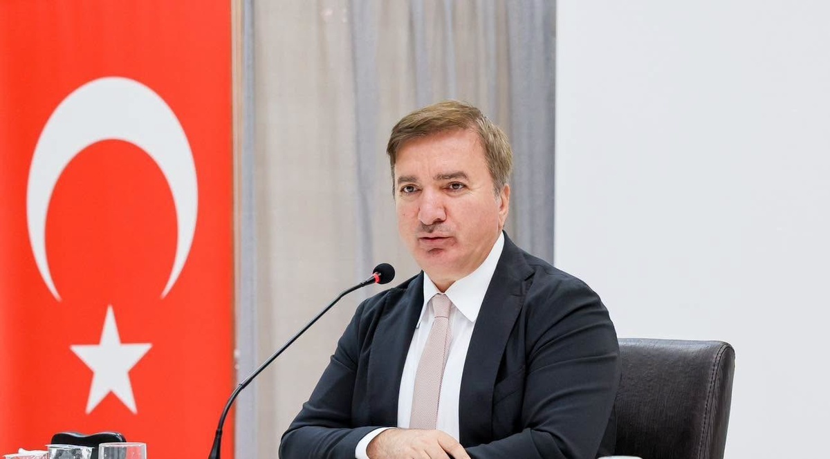 Vali Aydoğdu: 'En büyük ümidimiz gençlerimiz'