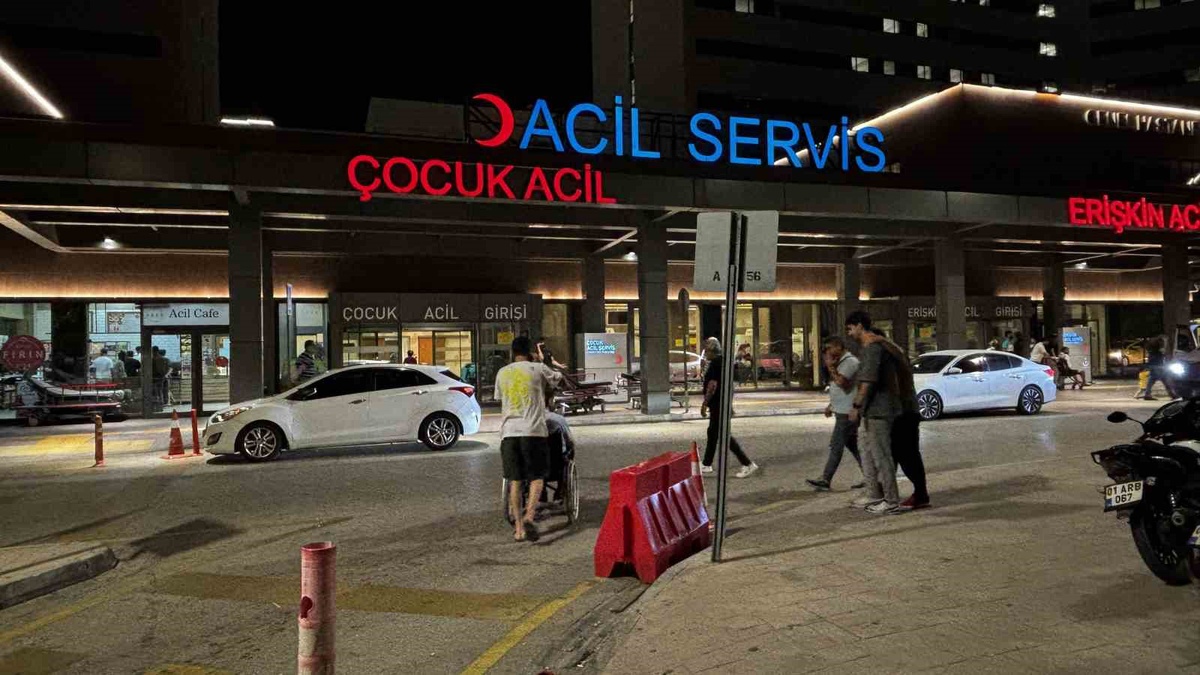 Adana'da istismar şikayetinde bulunan kızını hastanede öldürmek istedi! Camlara ateş açan baba özel harekatla yakalandı