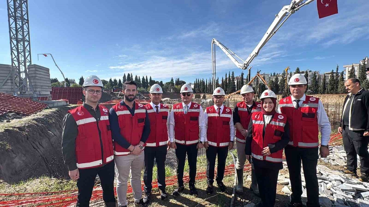 Aydın’daki yeni adliye binasında Başsavcı Arısoy ve heyet inceleme yaptı
