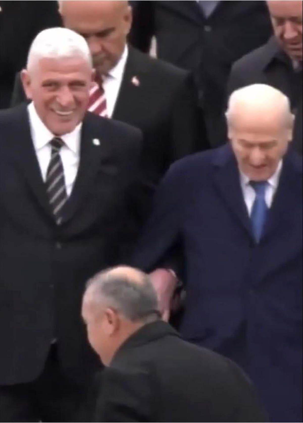 Bahçeli ve Dervişoğlu'nun Anıtkabir'de kol kola yürümesi İYİ Partili Usta'yı kızdırdı